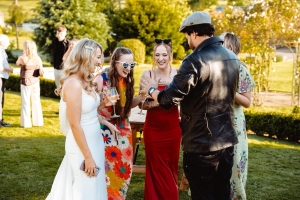 WEDDING-MAGIC-INFINITI-MAGICIAN