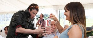 cards infiniti magic close up magician infiniti magician