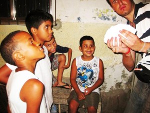 magic mark infiniti magician street favelas